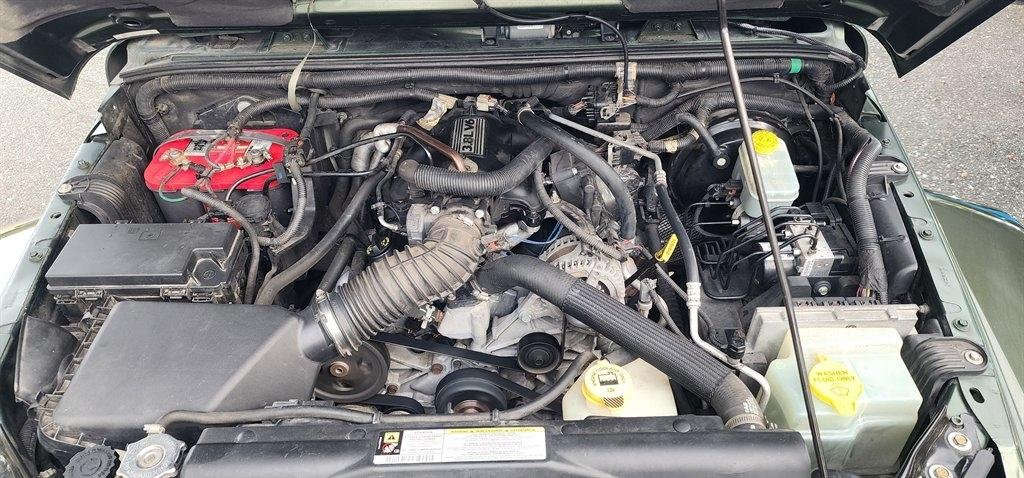 Jeep Wrangler 4WD 4dr Unlimited Sahara 2007