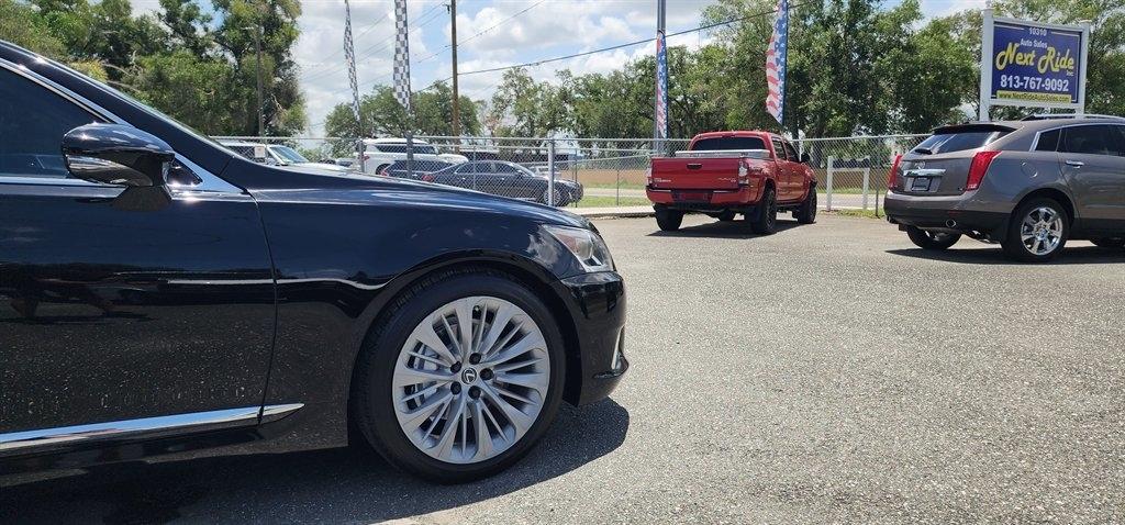 Lexus LS 460 4dr Sdn RWD 2013