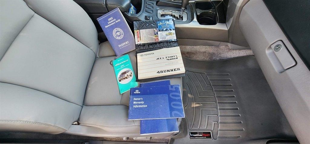 Toyota 4Runner  2005