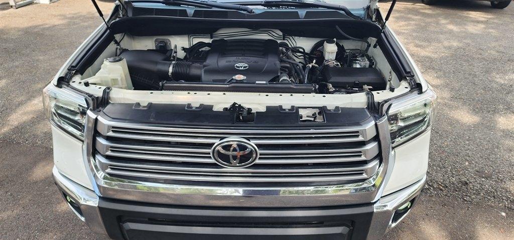 Toyota Tundra 2WD Limited CrewMax 5.5' Bed 5.7L (Natl) 2020