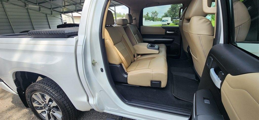 Toyota Tundra 2WD Limited CrewMax 5.5' Bed 5.7L (Natl) 2020