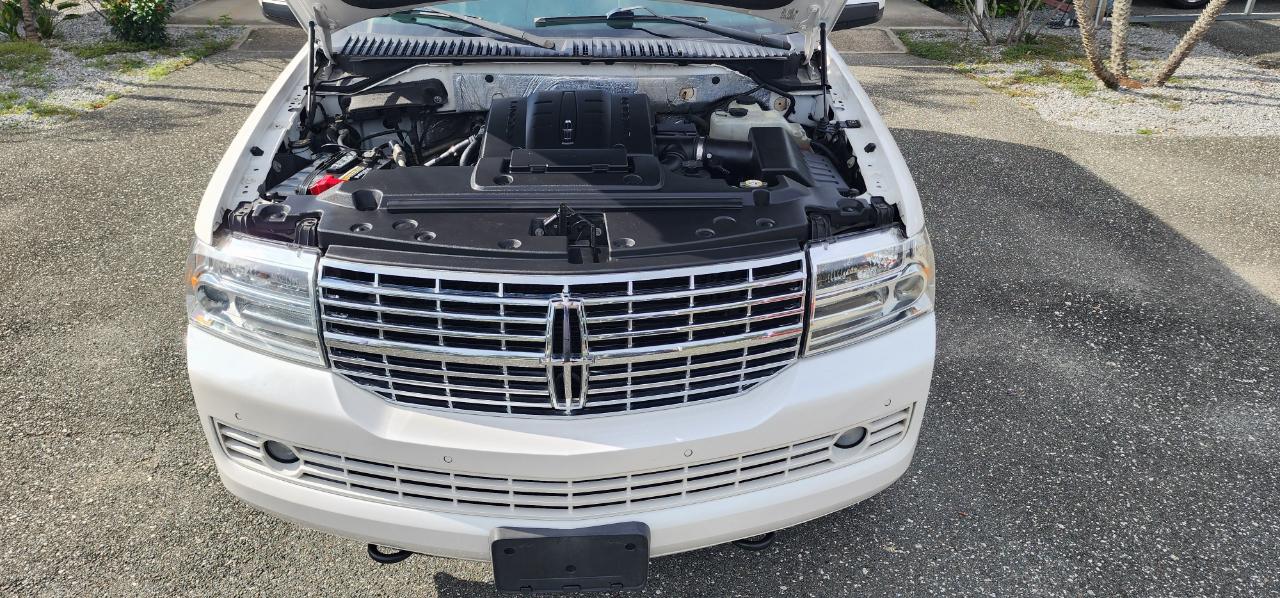 Lincoln Navigator  2012