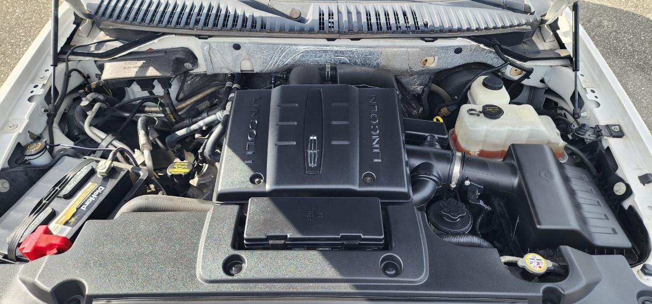 Lincoln Navigator  2012