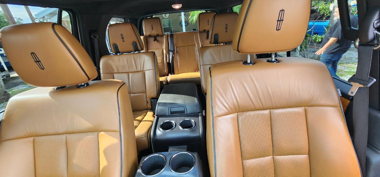 Lincoln Navigator  2012