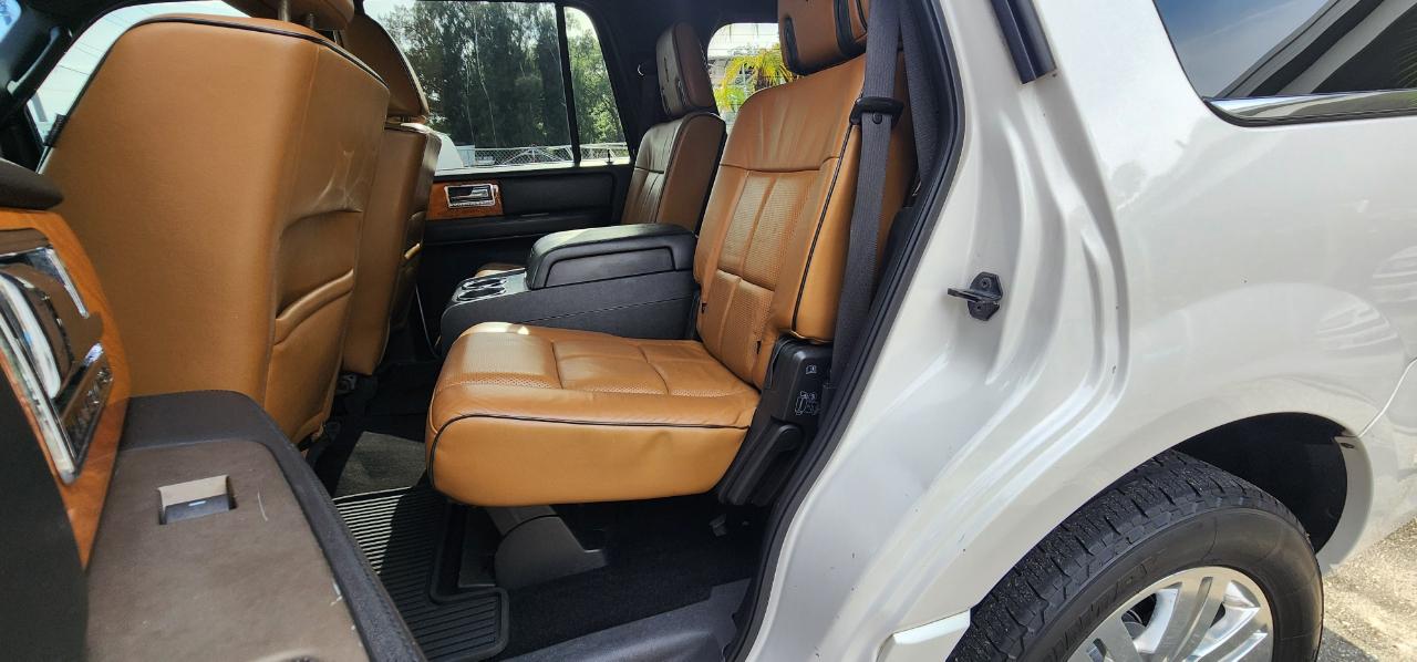 Lincoln Navigator  2012