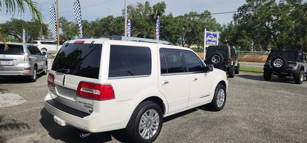 Lincoln Navigator  2012