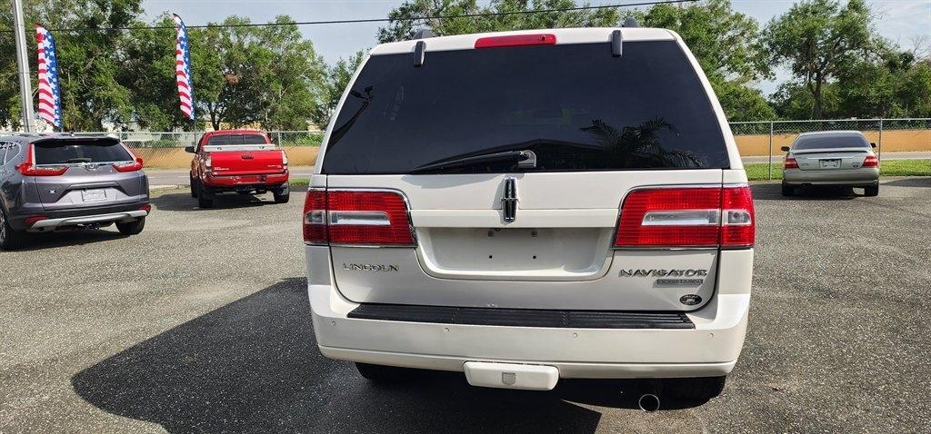 Lincoln Navigator  2012