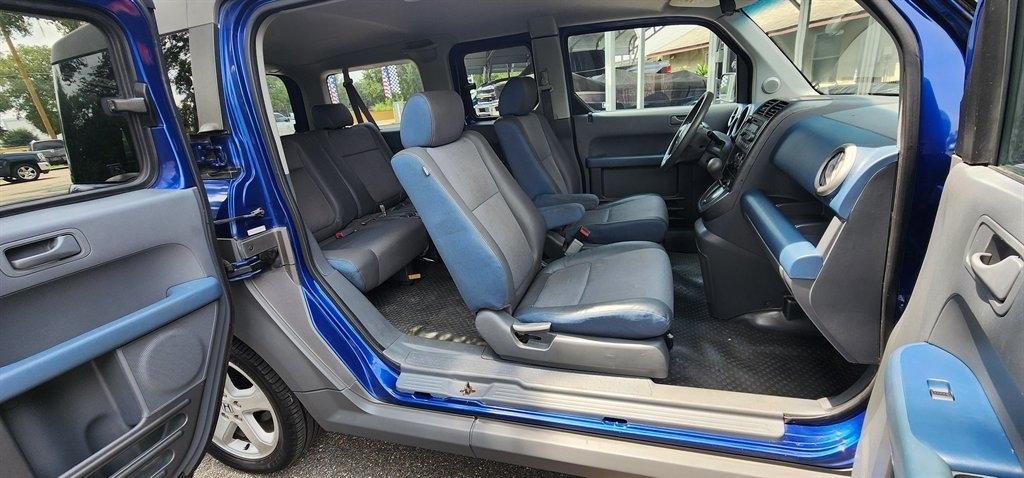 Honda Element 2WD EX AT 2005