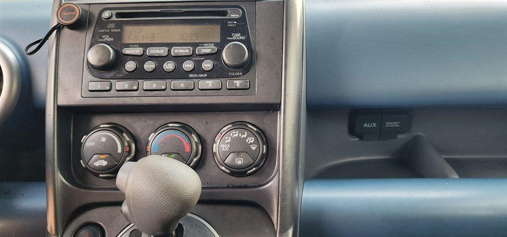 Honda Element 2WD EX AT 2005