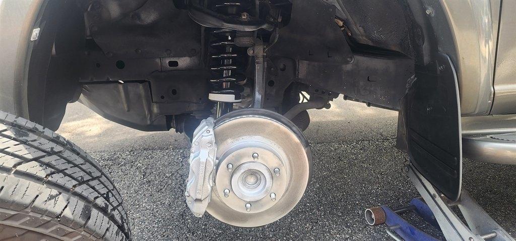 Toyota Sequoia 4dr SR5 (Natl) 2006