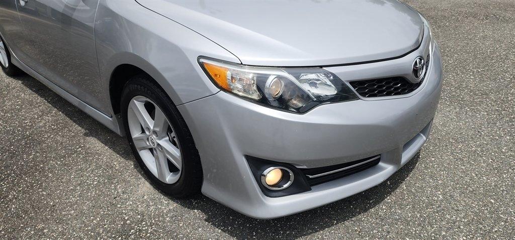 Toyota Camry 4dr Sdn I4 Auto SE Sport Limited Edition (Natl) 2012
