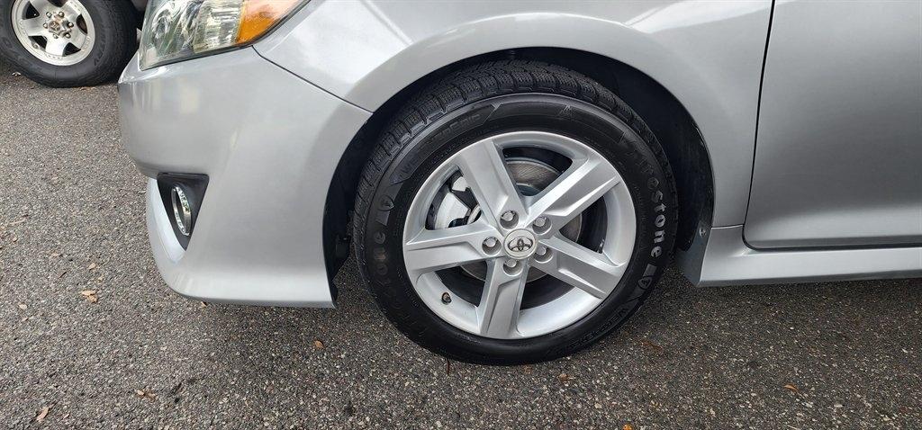 Toyota Camry 4dr Sdn I4 Auto SE Sport Limited Edition (Natl) 2012