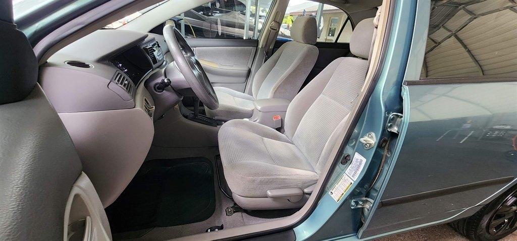 Toyota Corolla CE 2006