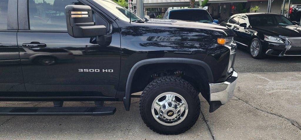 Chevrolet Silverado 3500HD 4WD Crew Cab 172" LT 2022