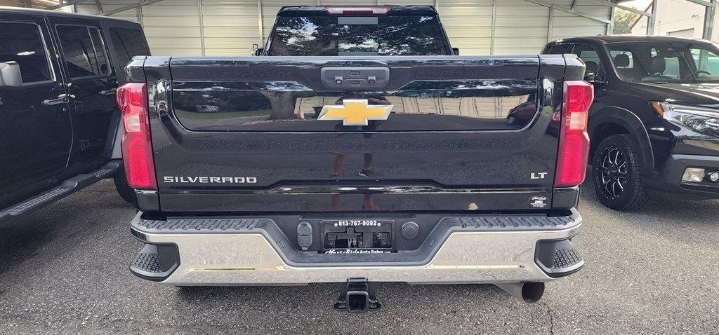 Chevrolet Silverado 3500HD 4WD Crew Cab 172" LT 2022