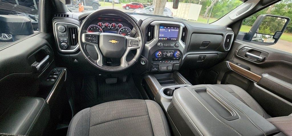 Chevrolet Silverado 3500HD 4WD Crew Cab 172" LT 2022
