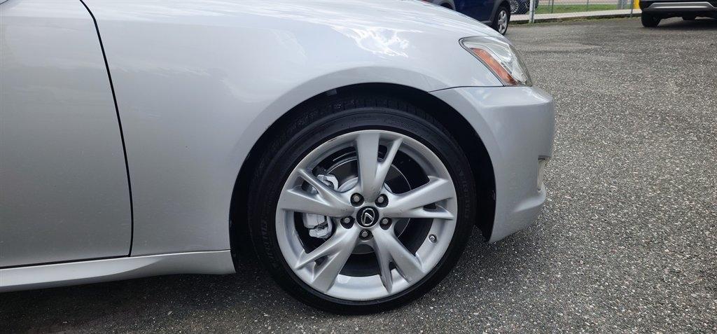 Lexus IS 250 4dr Sport Sdn Man RWD 2009