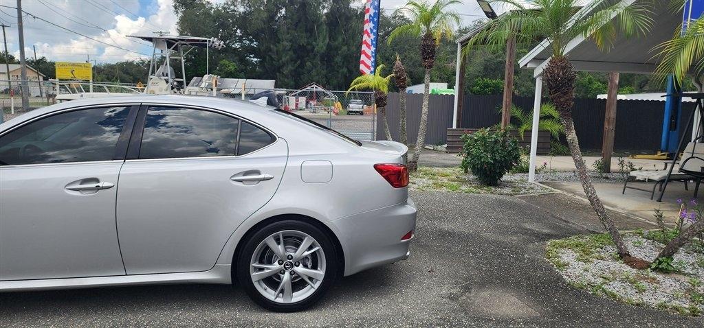 Lexus IS 250 4dr Sport Sdn Man RWD 2009
