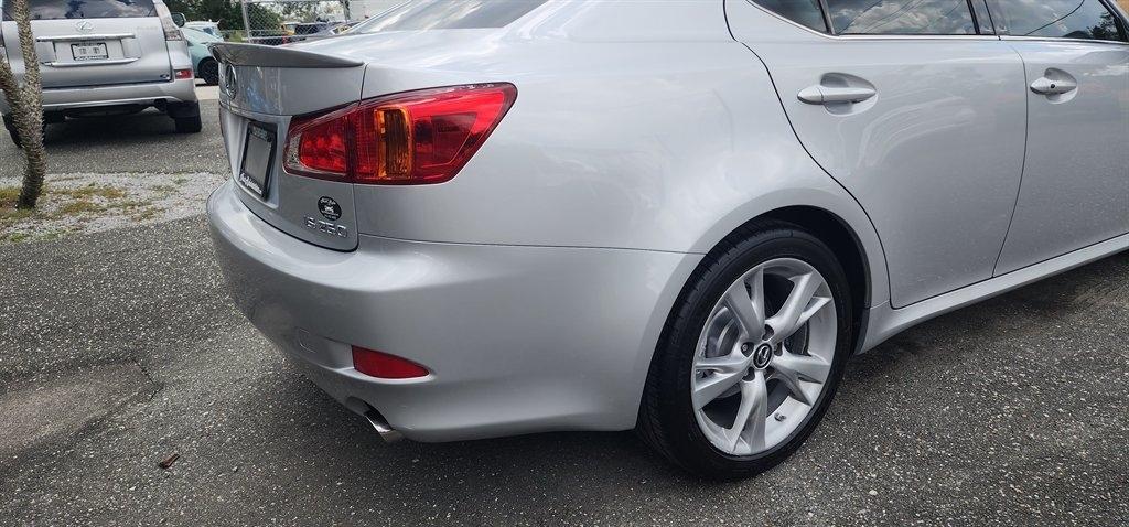 Lexus IS 250 4dr Sport Sdn Man RWD 2009