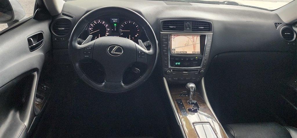 Lexus IS 250 4dr Sport Sdn Man RWD 2009