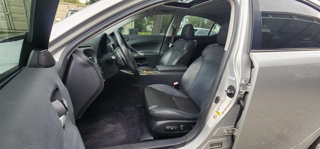 Lexus IS 250  2009