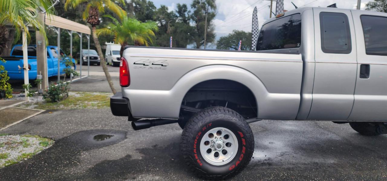 Ford Super Duty F-250  2011