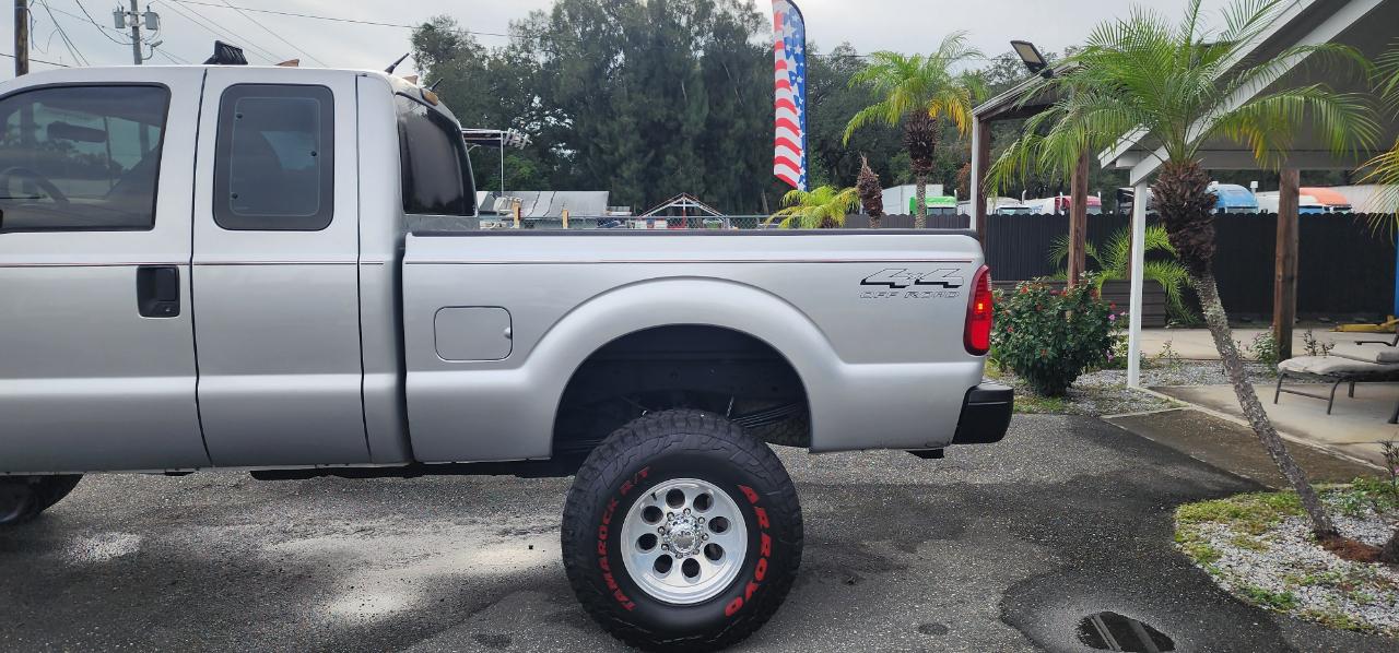 Ford Super Duty F-250  2011