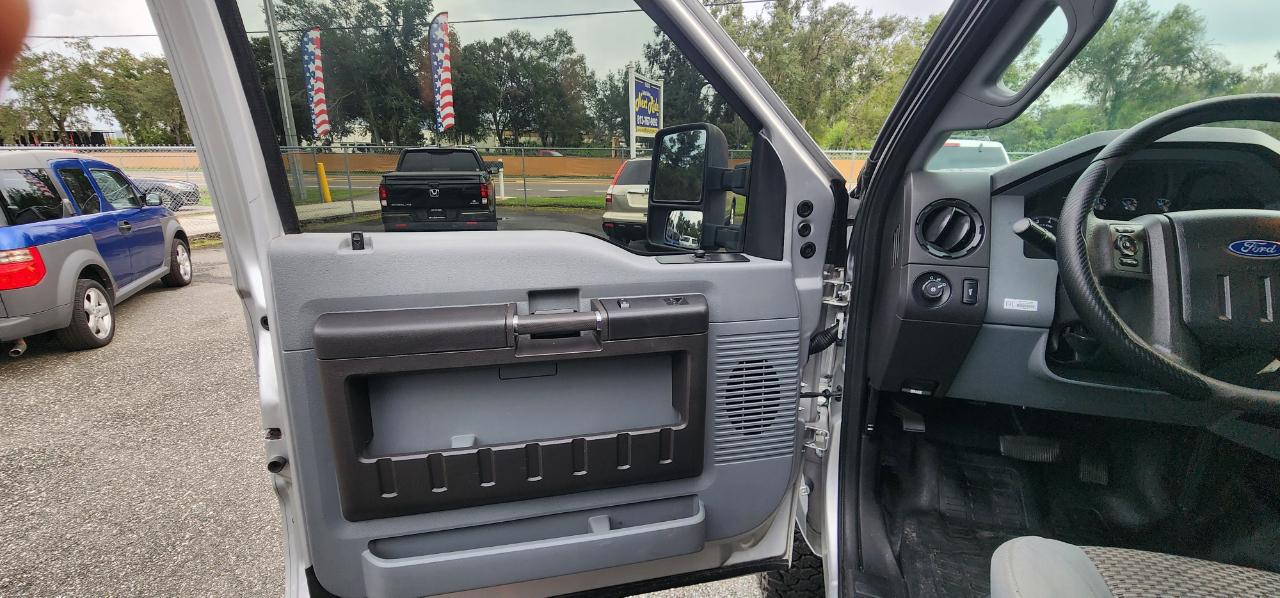 Ford Super Duty F-250  2011