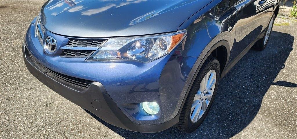 Toyota RAV4 FWD 4dr Limited (Natl) 2014