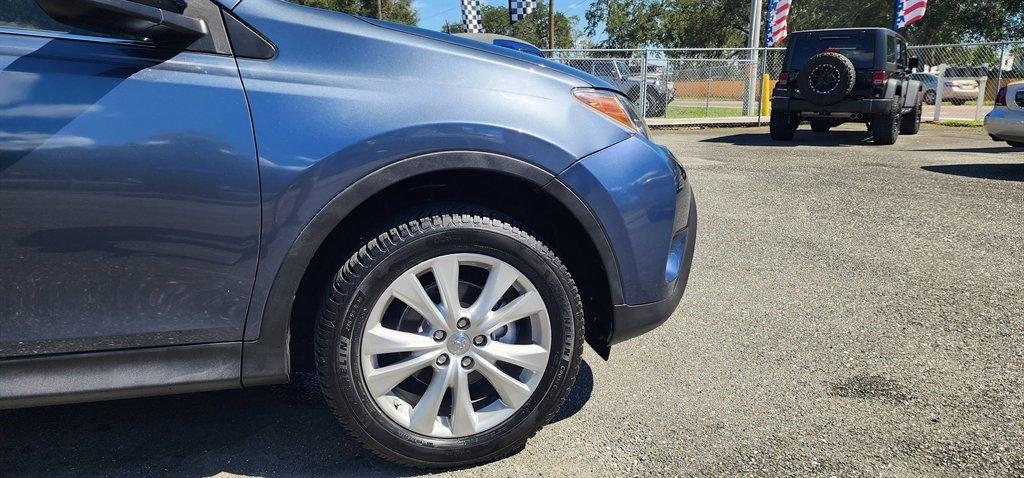 Toyota RAV4 FWD 4dr Limited (Natl) 2014