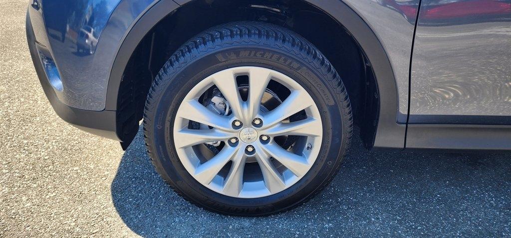 Toyota RAV4 FWD 4dr Limited (Natl) 2014