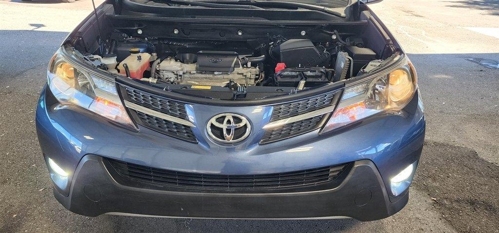 Toyota RAV4 FWD 4dr Limited (Natl) 2014