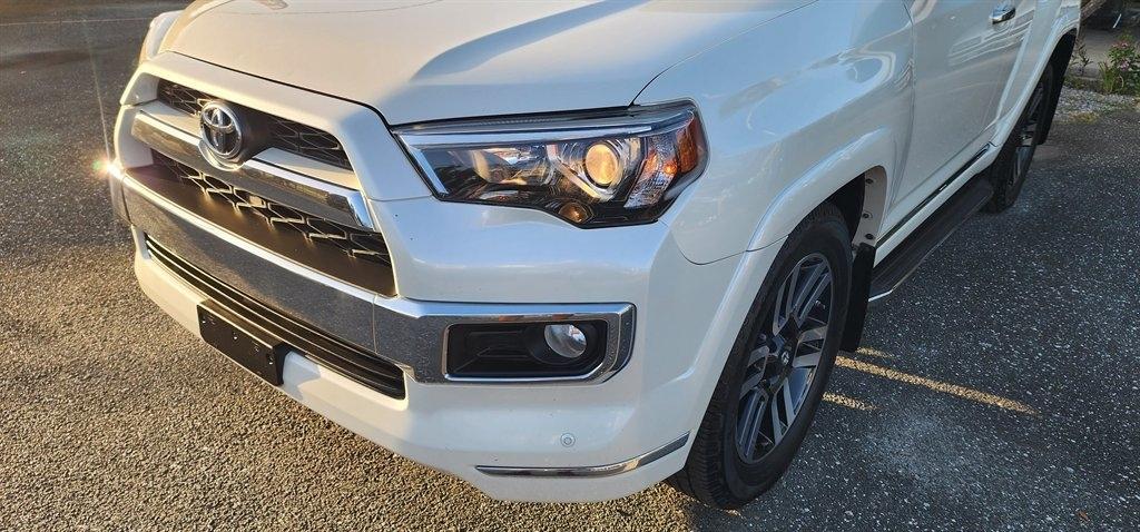 Toyota 4Runner RWD 4dr V6 SR5 Premium (Natl) 2015