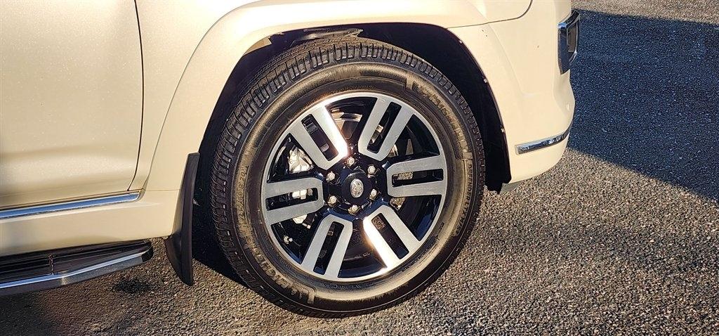 Toyota 4Runner RWD 4dr V6 SR5 Premium (Natl) 2015