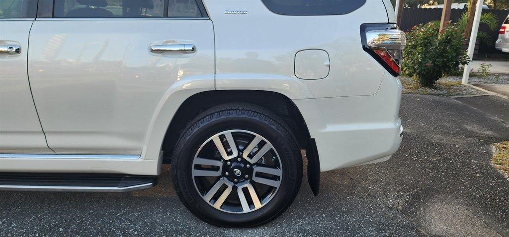 Toyota 4Runner RWD 4dr V6 SR5 Premium (Natl) 2015