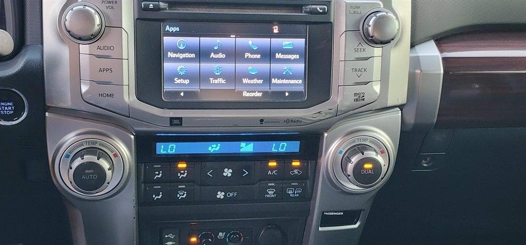 Toyota 4Runner RWD 4dr V6 SR5 Premium (Natl) 2015