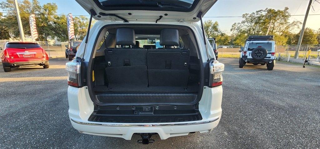 Toyota 4Runner RWD 4dr V6 SR5 Premium (Natl) 2015