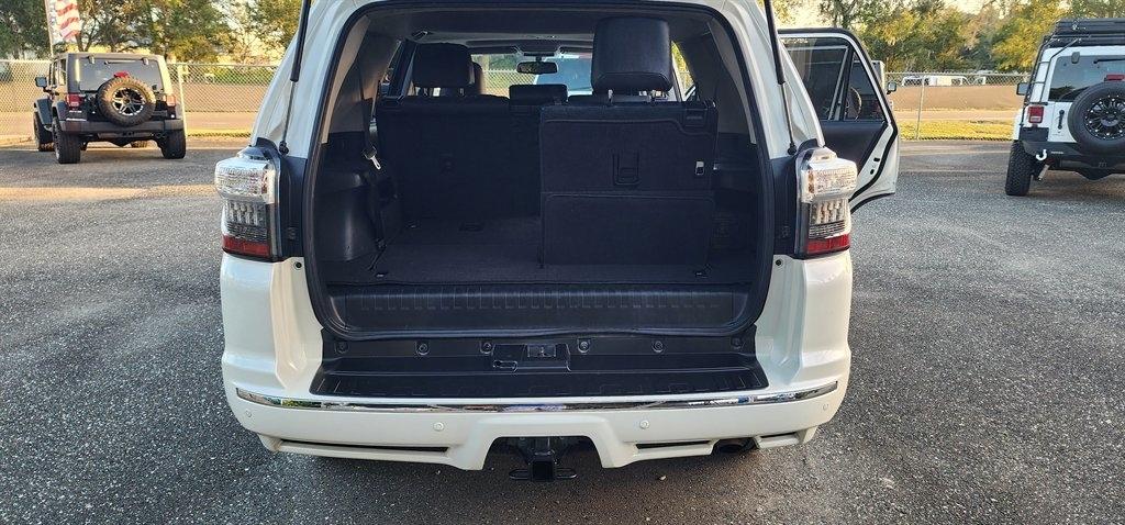 Toyota 4Runner RWD 4dr V6 SR5 Premium (Natl) 2015