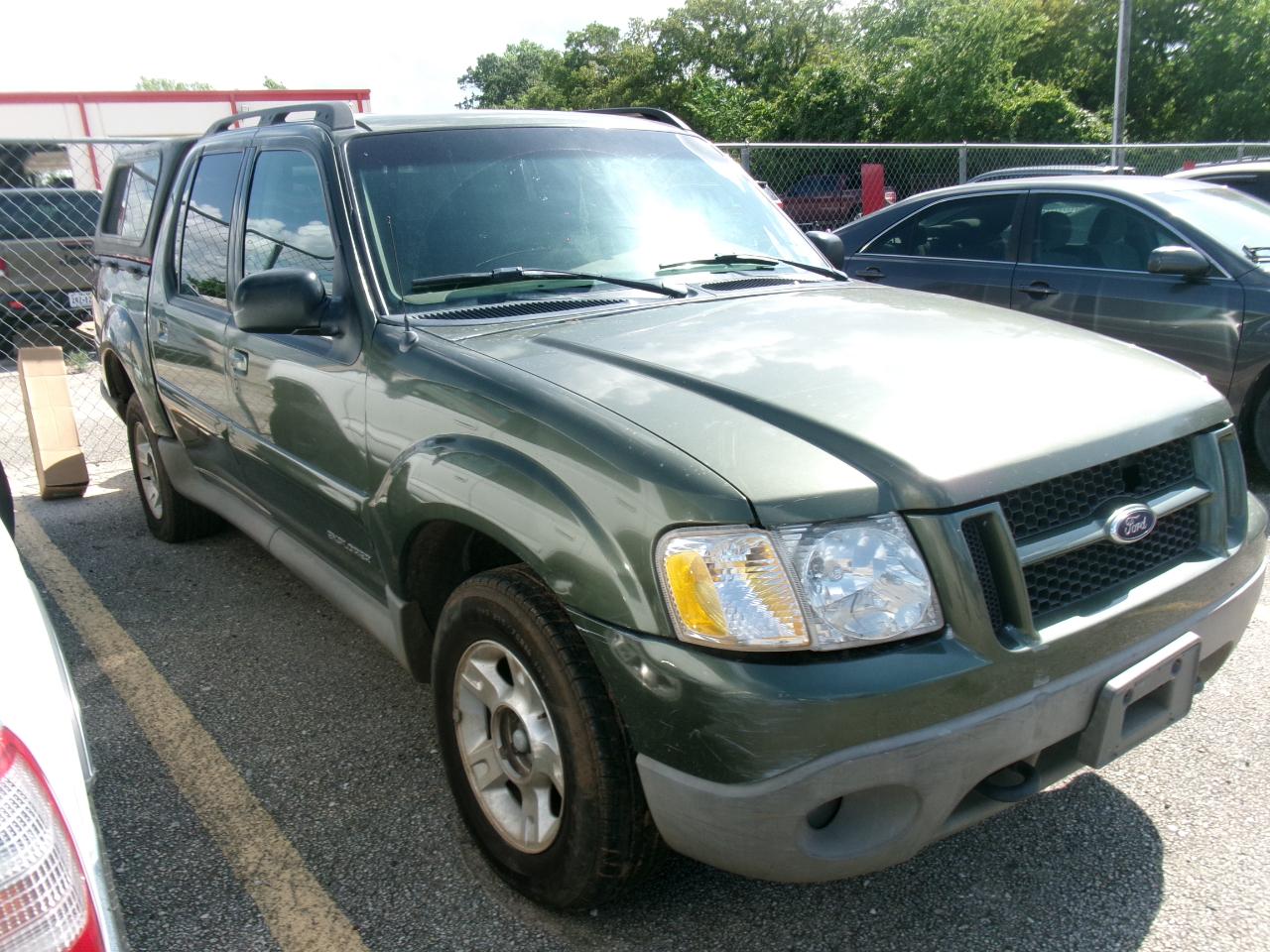 Ford Explorer Sport Trac 2WD 2001