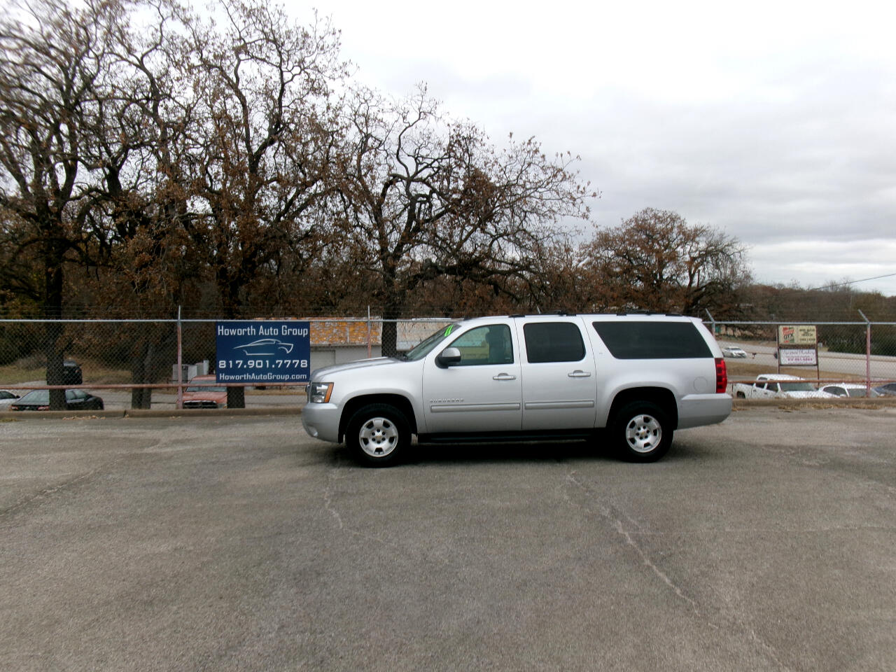 Chevrolet Suburban LT 1500 4WD 2014