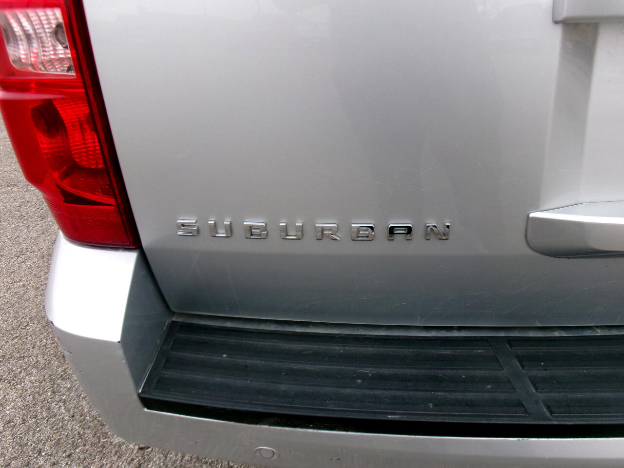 Chevrolet Suburban LT 1500 4WD 2014