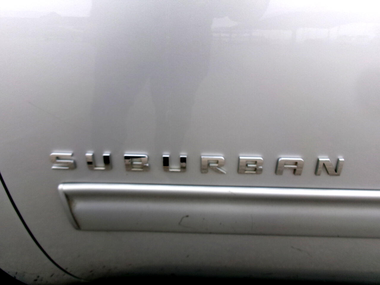 Chevrolet Suburban LT 1500 4WD 2014