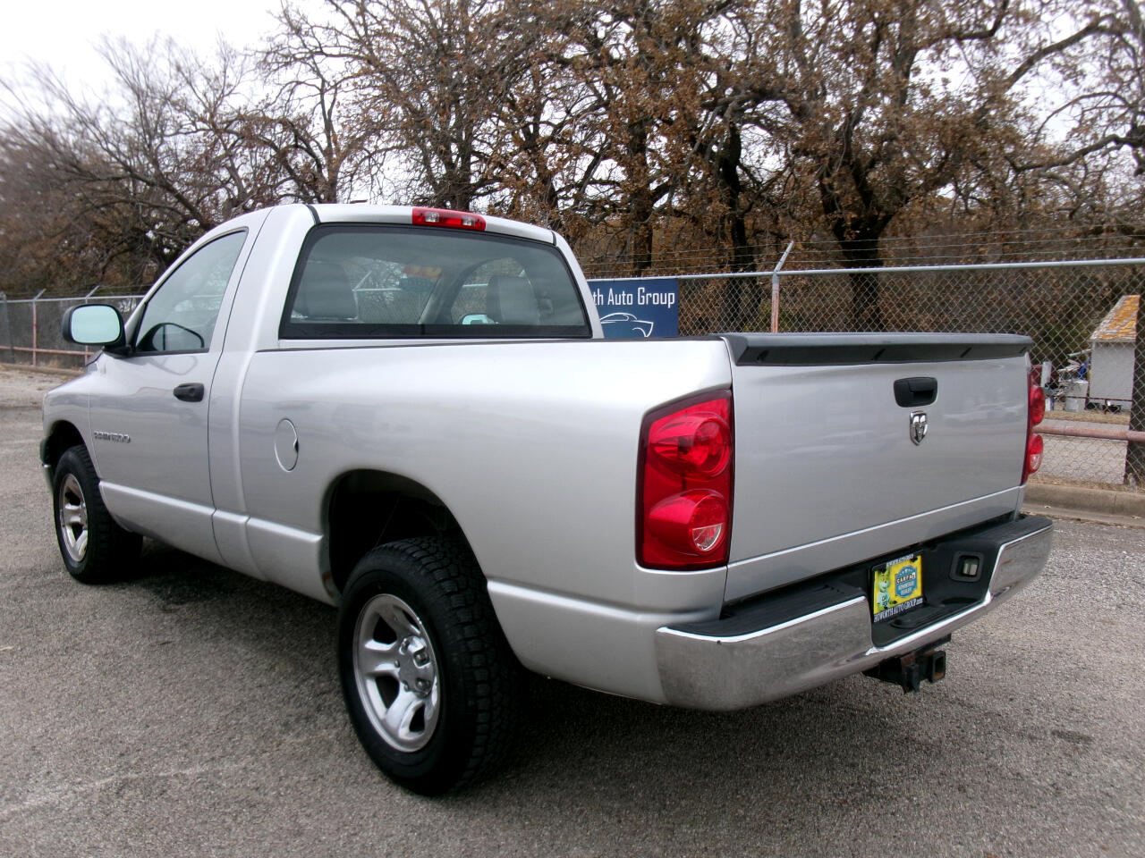 Dodge Ram 1500 Reg. Cab Short Bed 2WD 2007