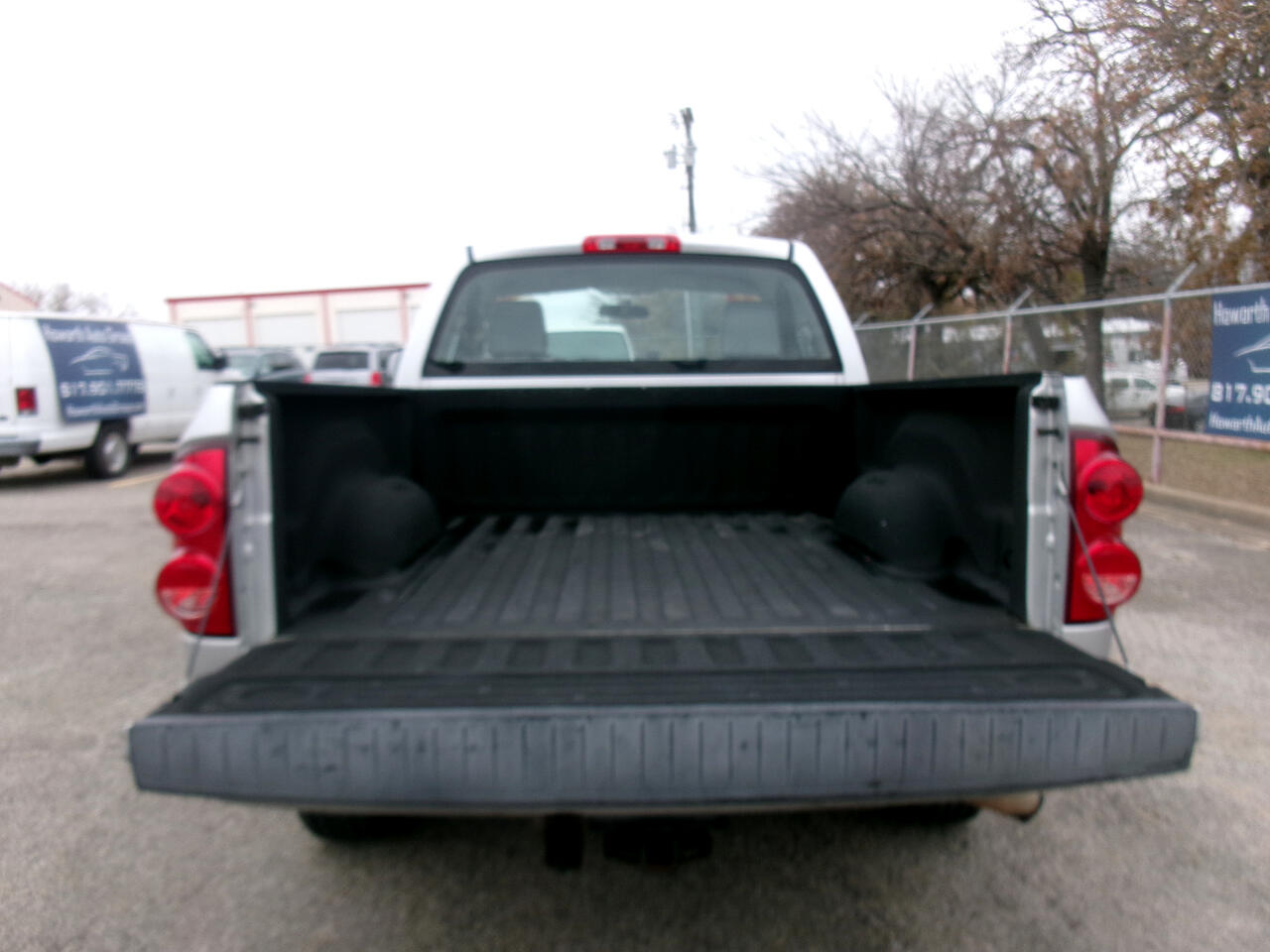 Dodge Ram 1500 Reg. Cab Short Bed 2WD 2007
