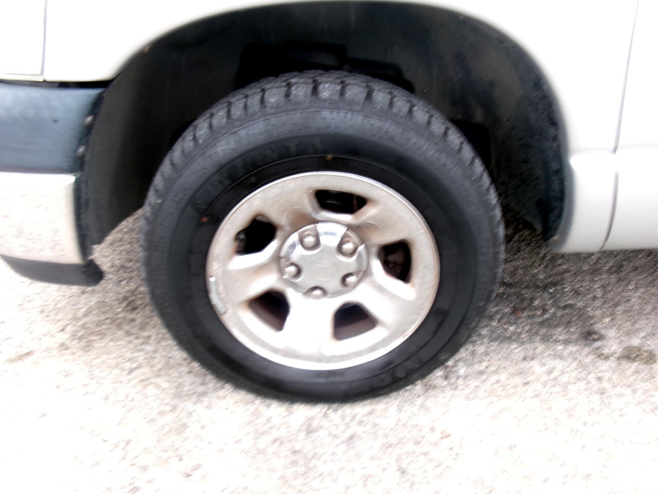 Dodge Ram 1500 Reg. Cab Short Bed 2WD 2007