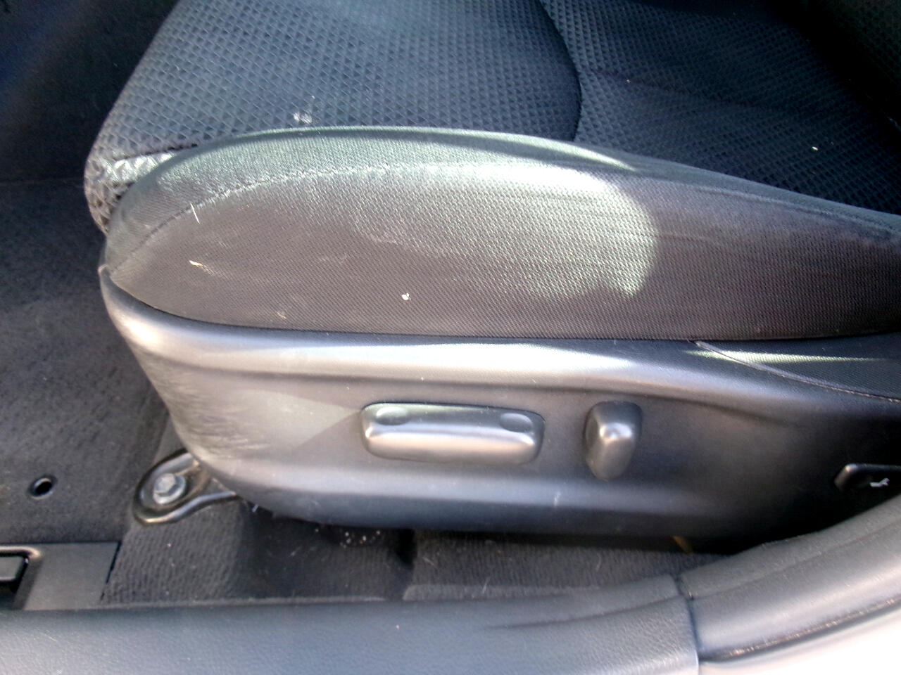 Toyota Camry SE 2011