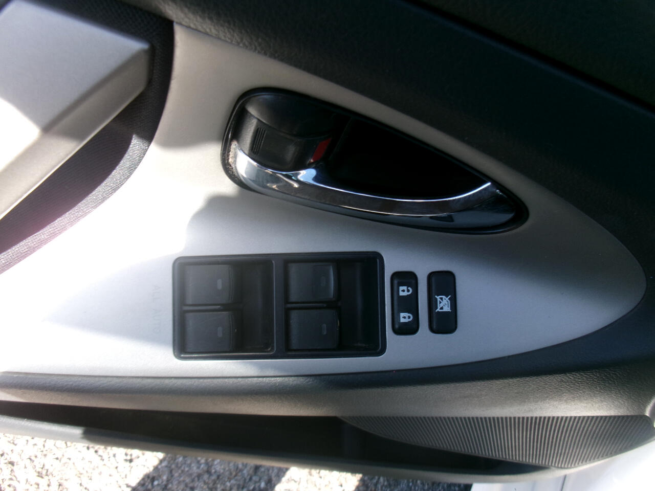 Toyota Camry SE 2011