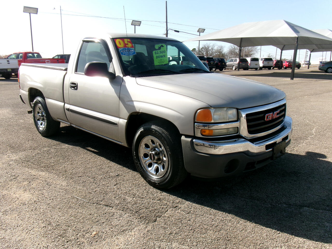 GMC Sierra 1500 Short Bed 2WD 2005