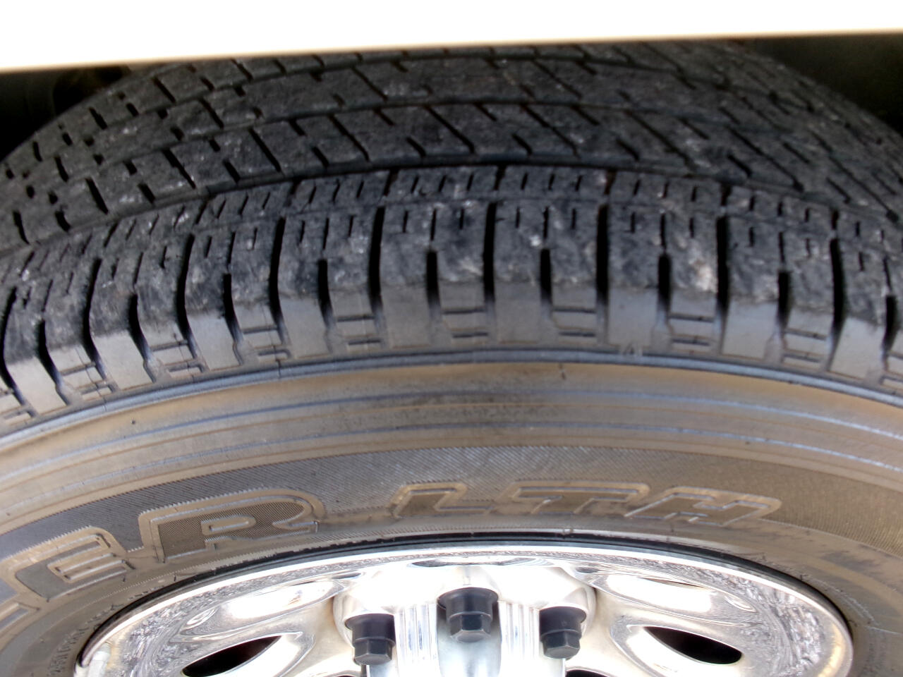 GMC Sierra 1500 Short Bed 2WD 2005