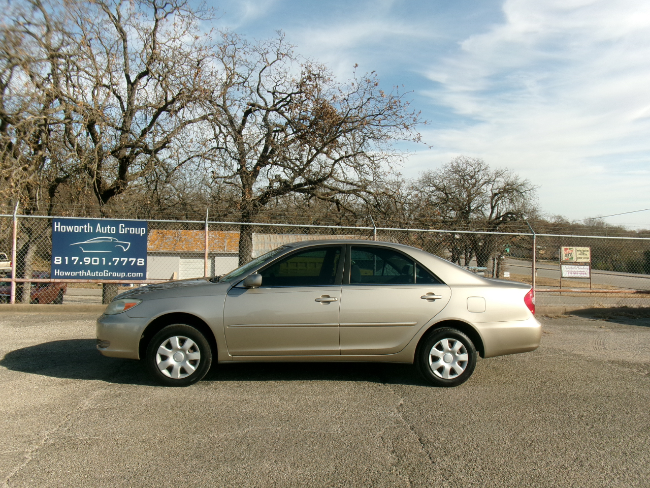 Toyota Camry LE 2004